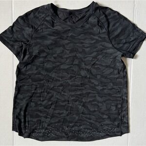 LULULEMON - Quick Pace Short Sleeve Sequoia Camo Deep Coal Black Shirt - Size 6